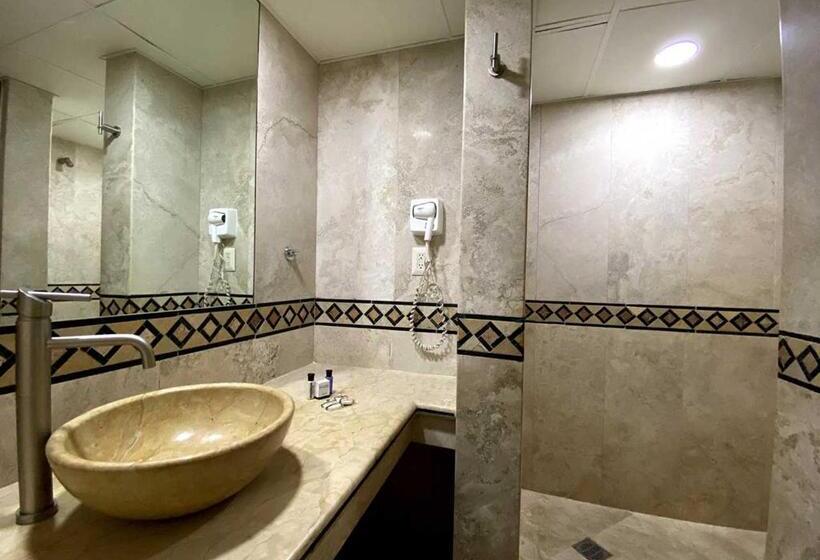 스탠다드 룸, Lord