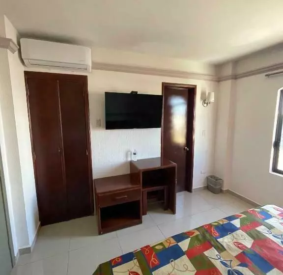 اتاق استاندارد, El Mayo Inn
