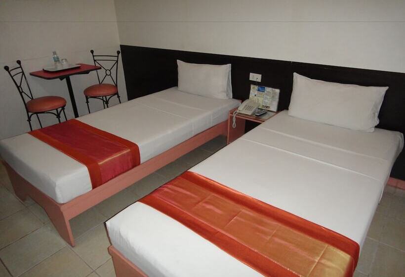 غرفة قياسية, Pier Cuatro