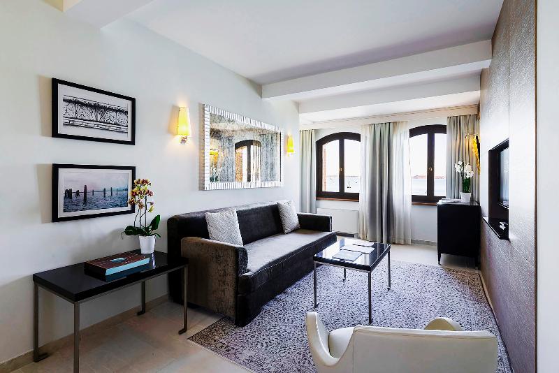 غرفة سوبيريور, Pier Cuatro