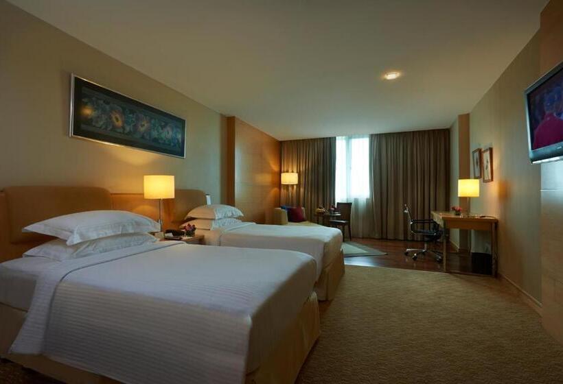 豪华工作室, Royale Chulan The Curve