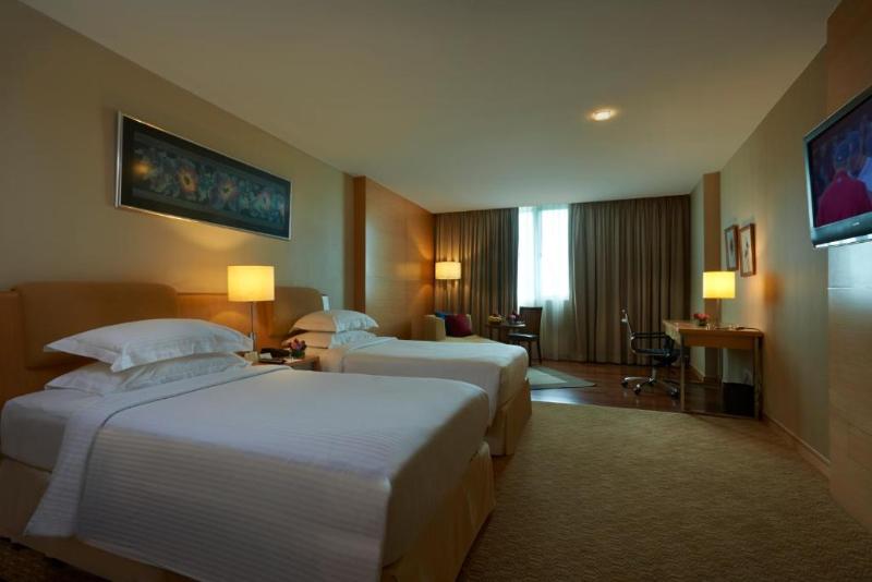 豪华工作室, Royale Chulan The Curve