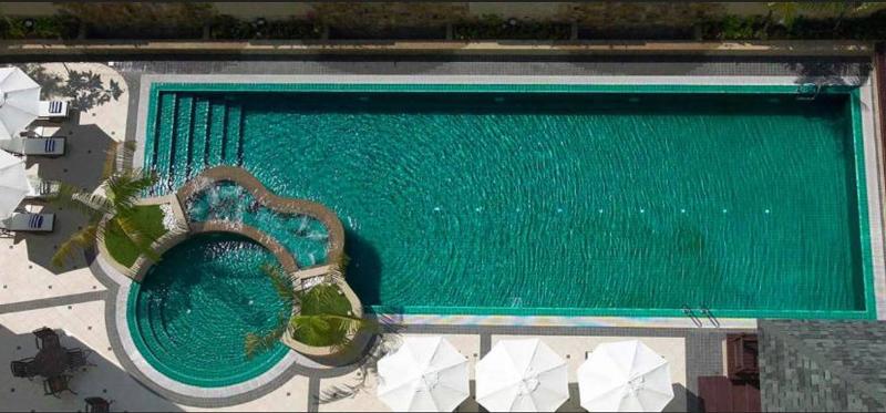 豪华工作室, Royale Chulan The Curve