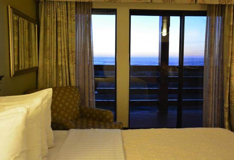 带大床的标准间, Surestay Plus Hotel By Best Western Gold Beach