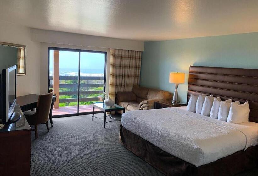 带大床的豪华间, Surestay Plus Hotel By Best Western Gold Beach