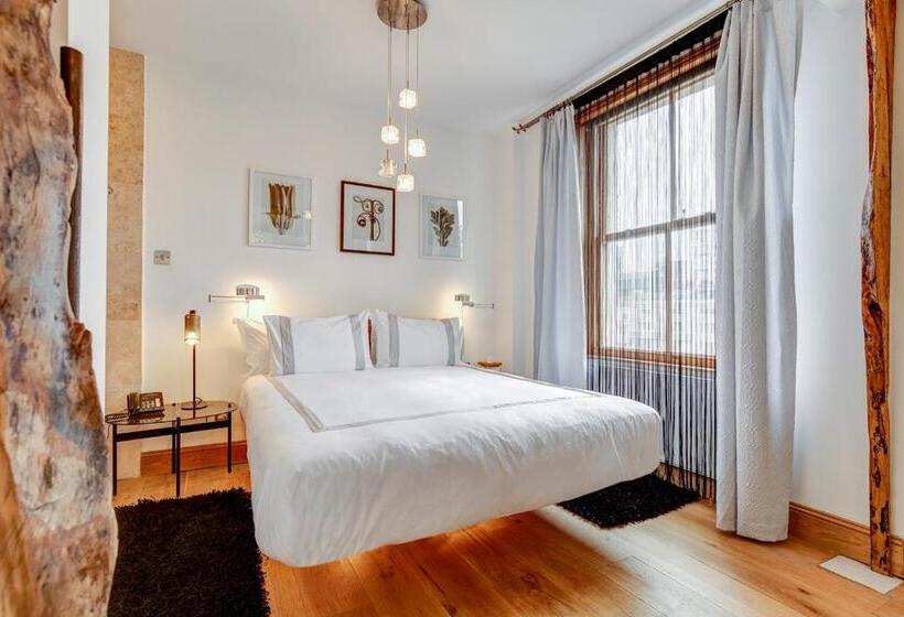 스위트 킹사이즈 침대, Una