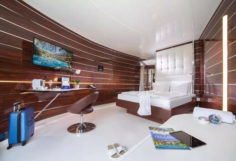 اتاق استاندارد یک نفره, Victory Therme Erding