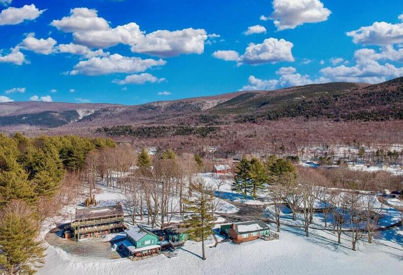 キングサイズベッドのスイートルーム, Wilburton Inn