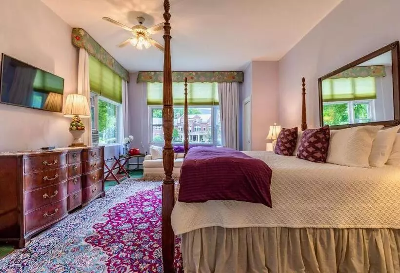 キングサイズベッドのスイートルーム, Wilburton Inn