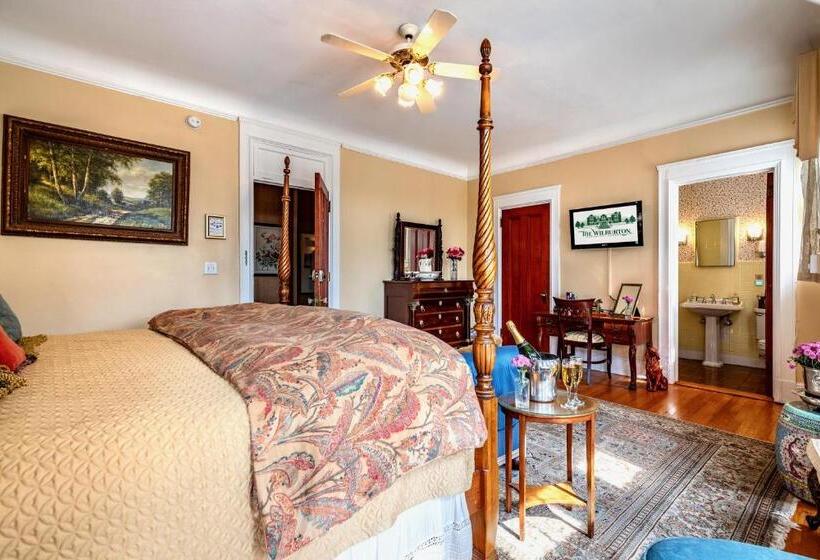 キングサイズベッドのスタンダードルーム, Wilburton Inn