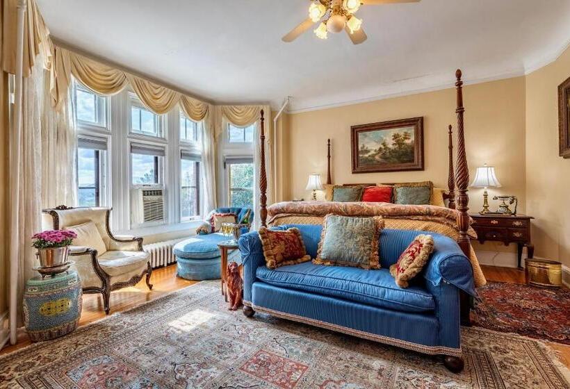 キングサイズベッドのスタンダードルーム, Wilburton Inn