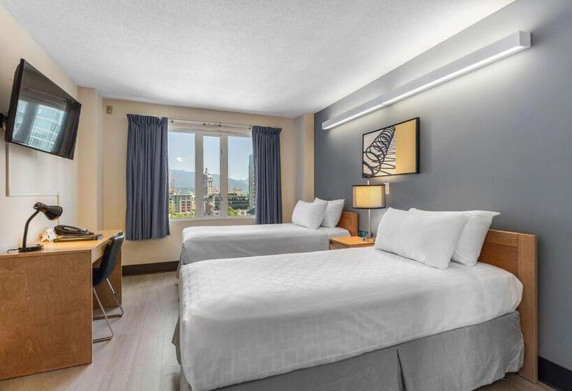 带2个双人床的标准工作室, Ywca Hotel Vancouver