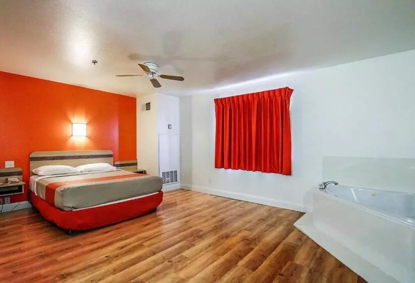 スタンダードルーム, Motel 6nephi, Ut