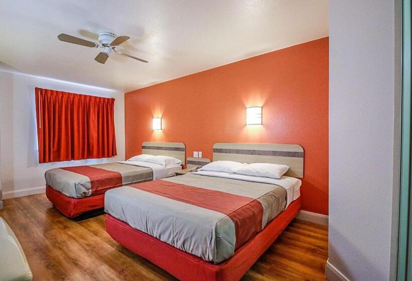 スタンダードルーム, Motel 6nephi, Ut
