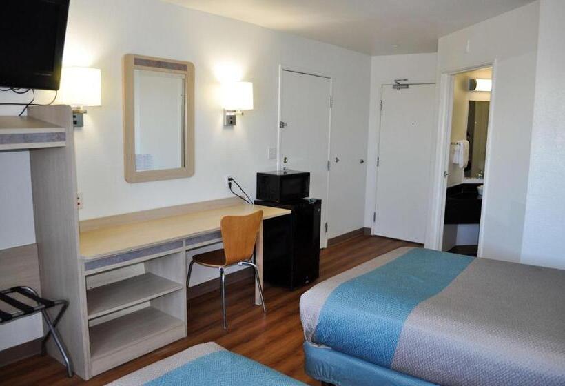 Номер Стандарт, Motel 6 Roswell, Nm