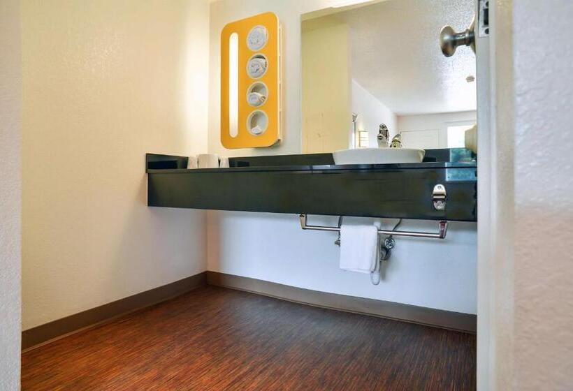 غرفة قياسية, Motel 6 Saint Joseph, Mo