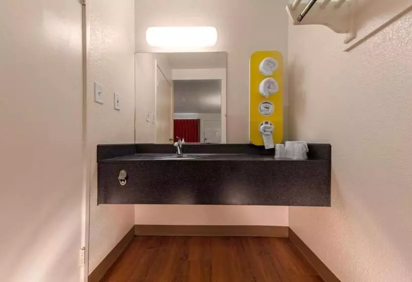 スタンダードルーム, Motel 6 Saint Joseph, Mo