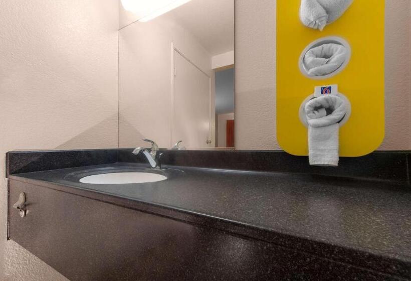 Четырехместный Номер Deluxe, Motel 6 Saint Joseph, Mo