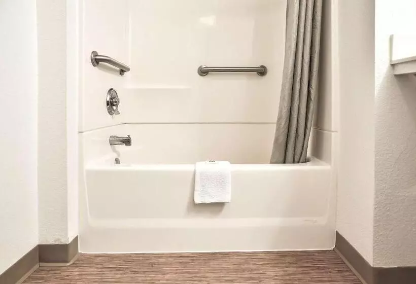 身障者適用スタンダードルーム, Motel 6 Saint Joseph, Mo