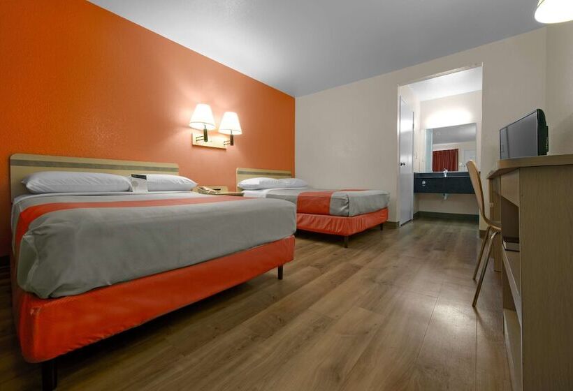 Номер Стандарт Адаптированный для Инвалидов, Motel 6 Saint Joseph, Mo