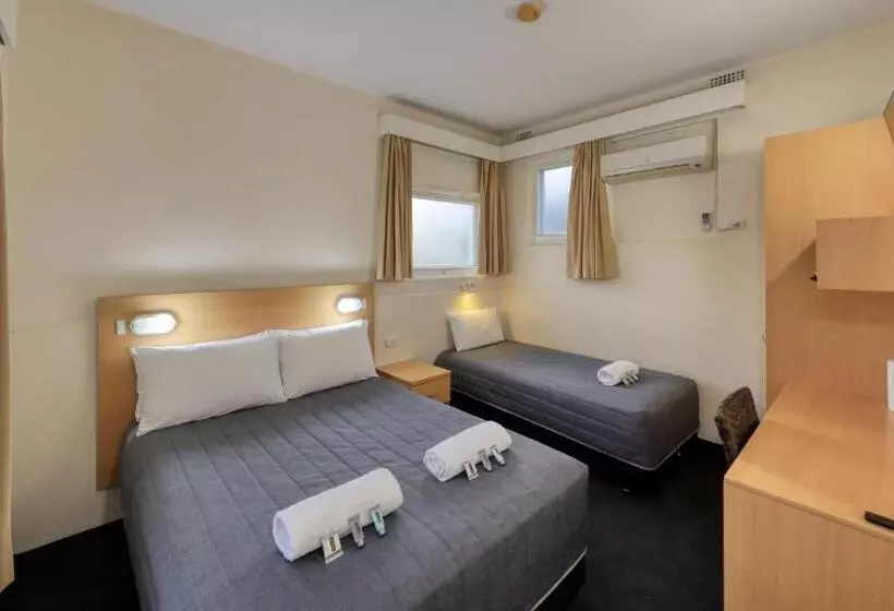 اتاق استاندارد, Cowra Motor Inn
