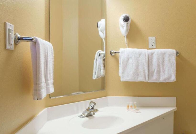 غرفة قياسية سرير كينج لذوى الإحتياجات الخاصة, Days Inn By Wyndham Vernal