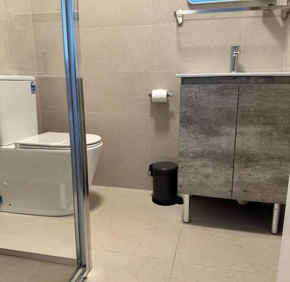 חדר אקונומי, Surf Beach Motel Newcastle