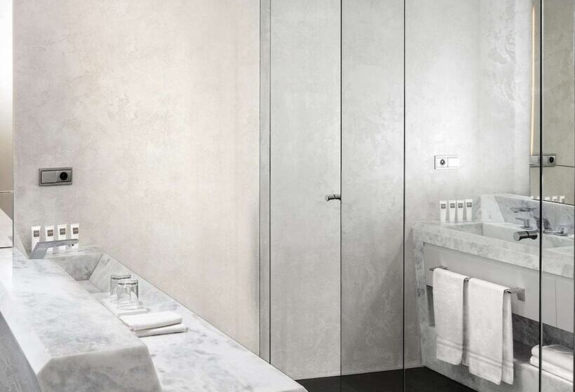 غرفة قياسية مطلّة علي البحر, Swissotel Resort Bodrum Beach