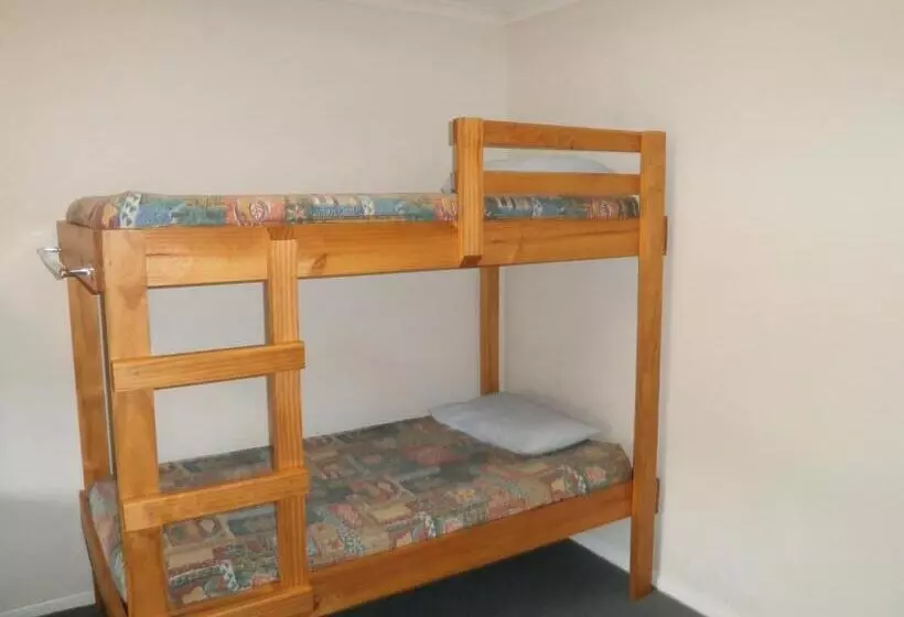 Vuode Makuusalissa, Launceston Backpackers