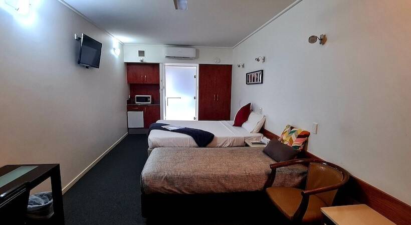 标准间, Ayr Traveller S Motel