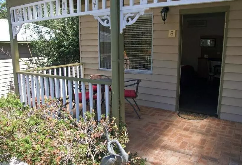 インサイドトリプルスタンダードルーム, Adamsons Riverside Accommodation