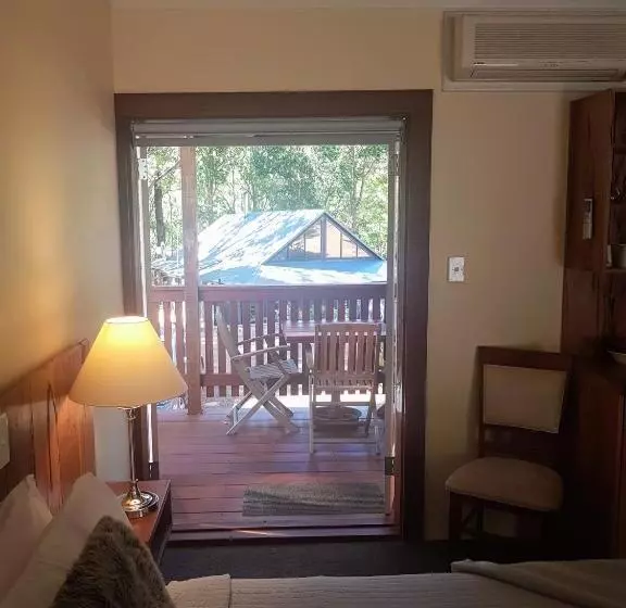 インサイドトリプルスタンダードルーム, Adamsons Riverside Accommodation