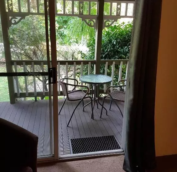 バルコニー付きスタンダードルーム, Adamsons Riverside Accommodation