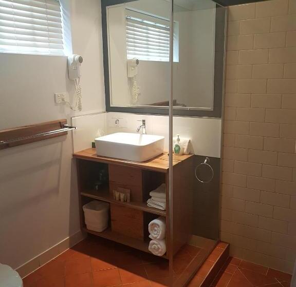 اتاق استاندارد با بالکن, Adamsons Riverside Accommodation