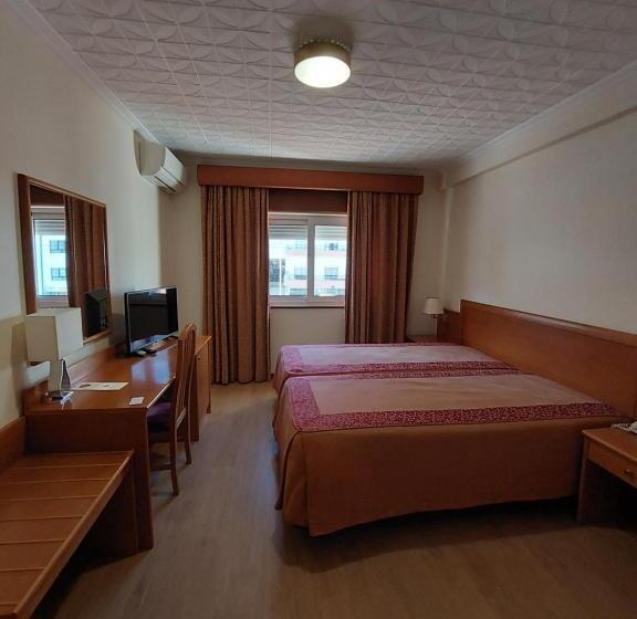 スタンダードルーム, Aguiar Da Pena