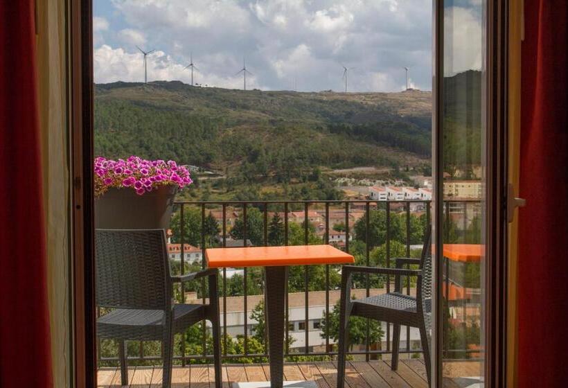 スタンダードルーム, Aguiar Da Pena