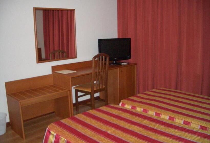 חדר סופריור, Aguiar Da Pena