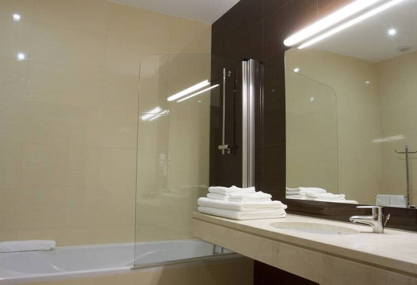 スタンダードルーム, Aguiar Da Pena