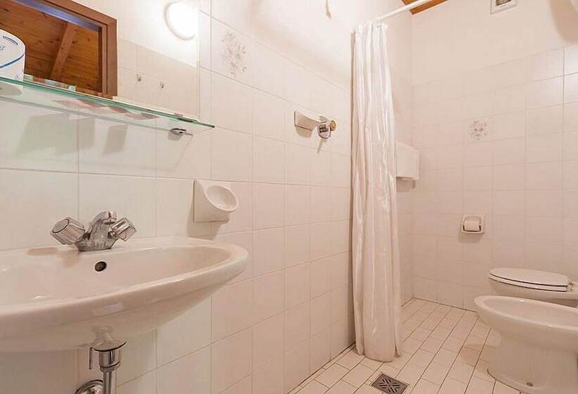 스탠다드 룸, Albergo Il Ponte