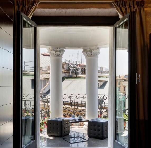 Suite Reale, Dharma Luxury
