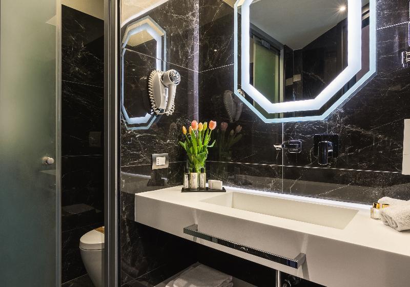 Suite Junior, Dharma Luxury