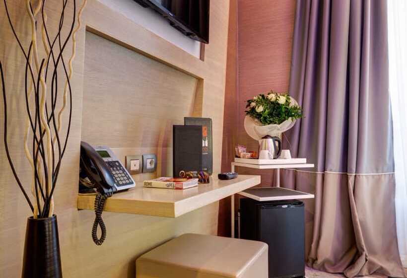 Camera Superiore, Dharma Luxury