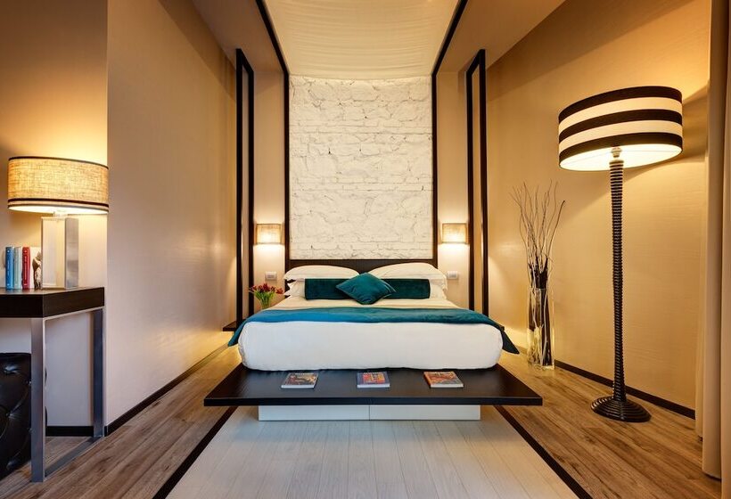 Camera Superiore, Dharma Luxury