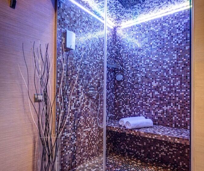 Suite Junior, Dharma Luxury