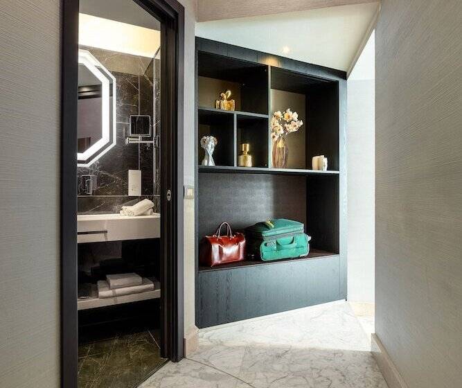 Suite Junior, Dharma Luxury