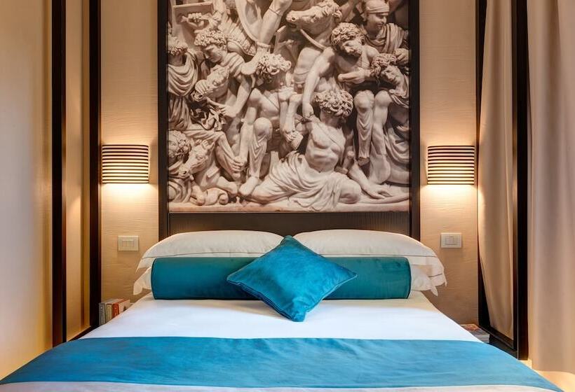 Camera Basic, Dharma Luxury