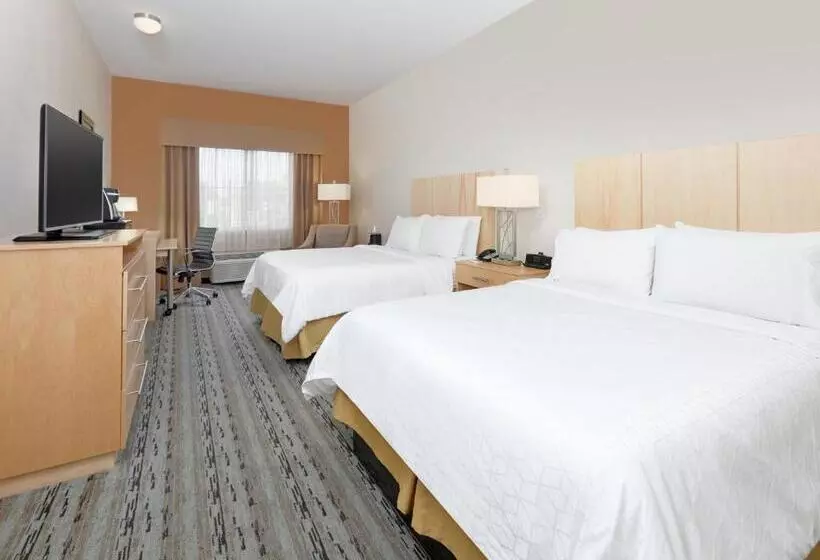 ２ダブルベッドのスタンダードルーム, Holiday Inn Express & Suites San Antonio Brooks City Base, An Ihg