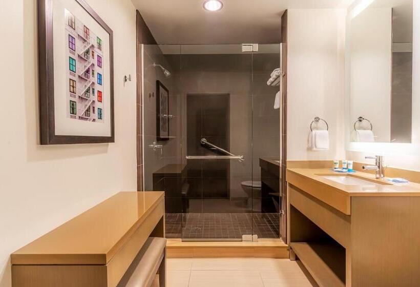 מיטת קינג בסוויטה, Hyatt House Salt Lake City Downtown