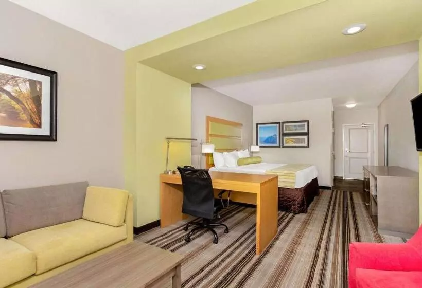 キングサイズベッドのエクゼクティブルーム, La Quinta By Wyndham Paducah