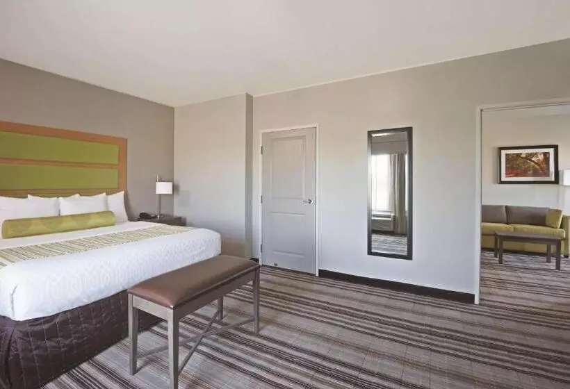 身障者適用スイートルーム, La Quinta By Wyndham Paducah